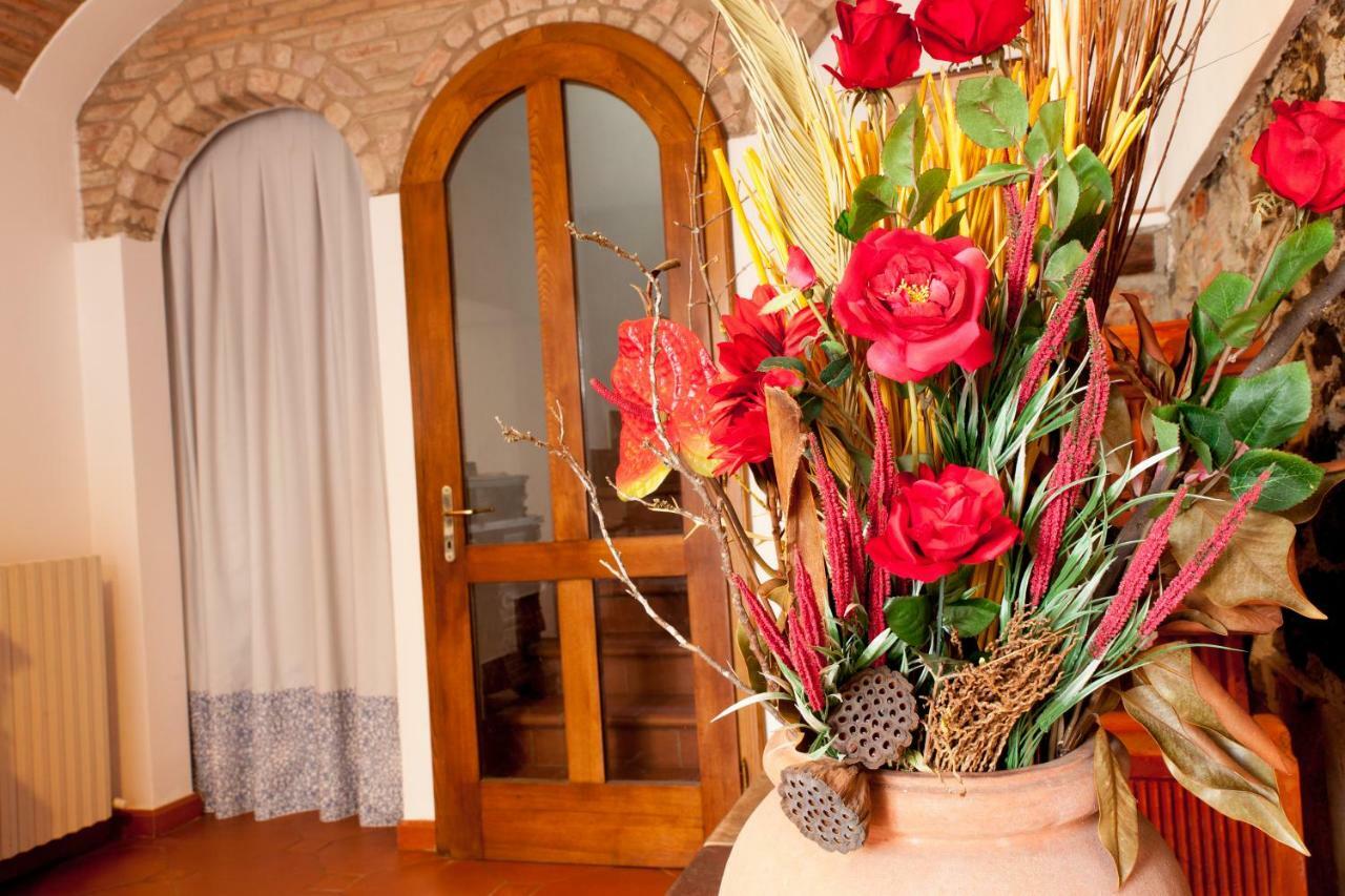 Agriturismo Podere Rondinaio Lamporecchio Ngoại thất bức ảnh